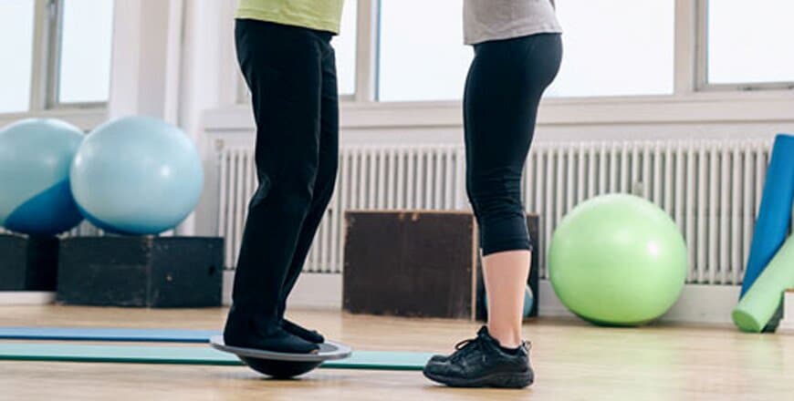 Rehabilitación de la postura, balance, andar Rehabilitación de la postura, balance, andar